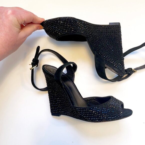 Tory Burch Black Lila Embellished Wedge Heels, Size 6 - Picture 2 of 10